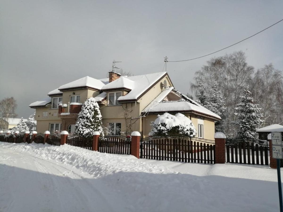Pokoje Goscinne Motylek Dźwirzyno Exterior foto